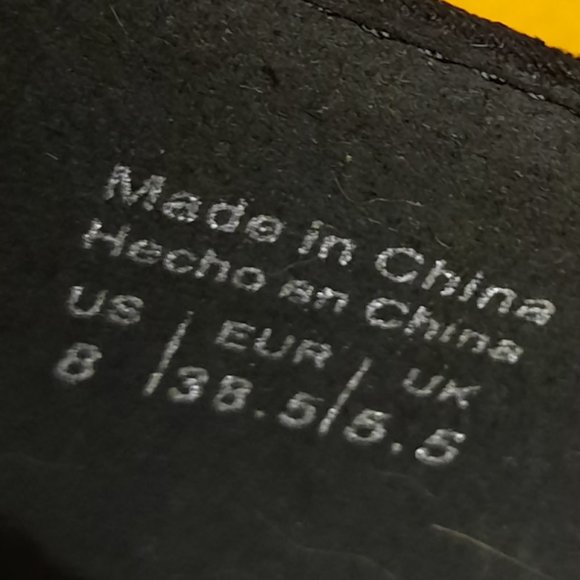 Aldo Low-heeled Black Dress Shoes, Size 8 - Picture 6 of 6